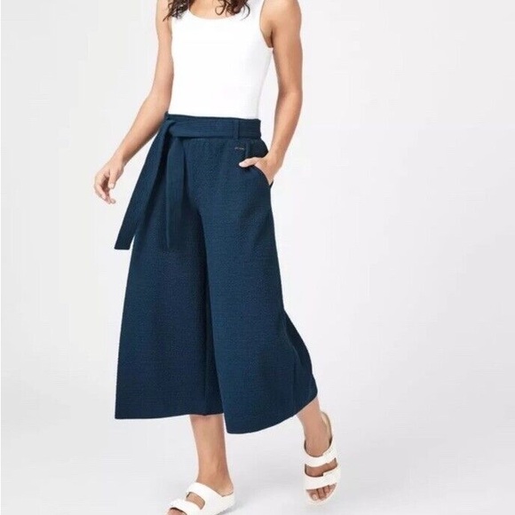 Sweaty Betty Navy Blue Highrise Enzo Culotte Crop Pants w/ Belted Tie - Picture 1 of 6